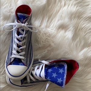 Red white and blue Converse size 7